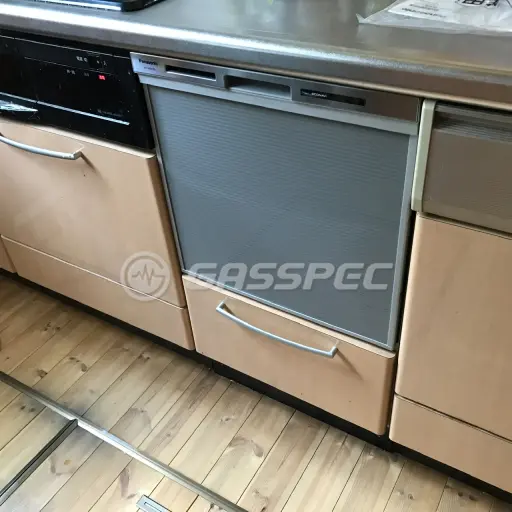 交換後のビルトイン食洗機（パナソニック NP-45MS9S）