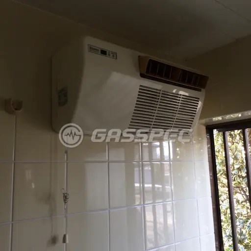 交換前の浴室乾燥機