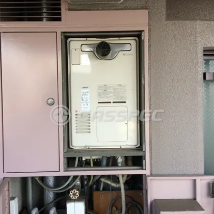 施工前の暖房熱源機（RUFH-V2400AT）