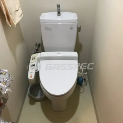 施工前のトイレ（SH381BA / CS380BP / TCF261GR）