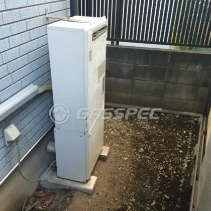 施工前の暖房熱源機（RUFH-2405AW）