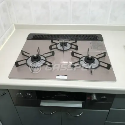施工後のビルトインガスコンロ（リンナイ RHS31W32L22RSTW）
