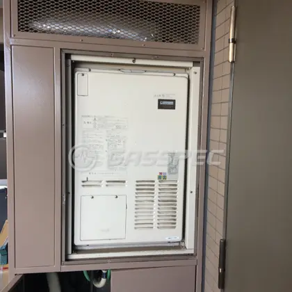 施工前の暖房熱源機（AT-4299ARSAW3Q-H）