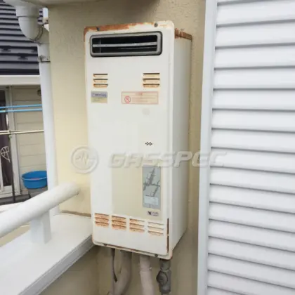 施工前の給湯器（KG-516RFWA-SL）