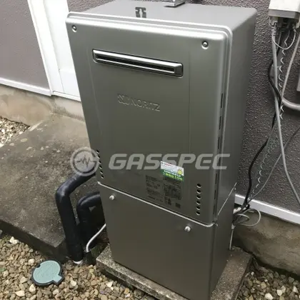 施工後の給湯器（ノーリツ GT-C2462SAWX-2 BL）