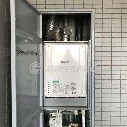 施工後の給湯器（ノーリツ GT-2460SAWX-H-2 BL）