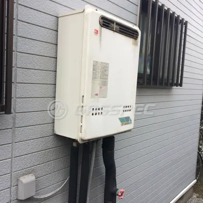 施工前の給湯器（GT-2000SAW）