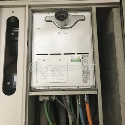 施工後の暖房熱源機（リンナイ RVD-A2400AT2-3(B)）
