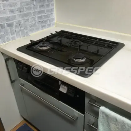 施工前のビルトインガスコンロ（DG3267NR）