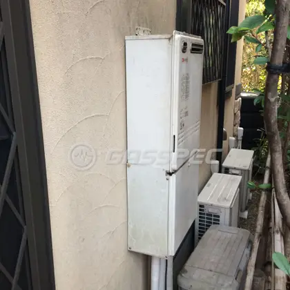 施工前の給湯器（GT-2027SAWX）