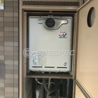 施工前の給湯器（RUF-A1610SAT）