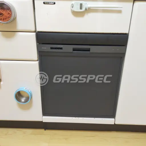 交換後のビルトイン食洗機（リンナイ RSW-405A-B）