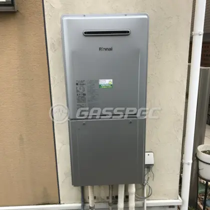 施工後の給湯器（リンナイ RUF-E2406SAW）