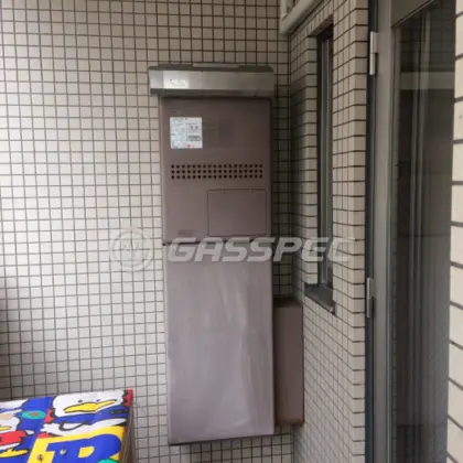 施工前の暖房熱源機（GTH-2413AWXH）