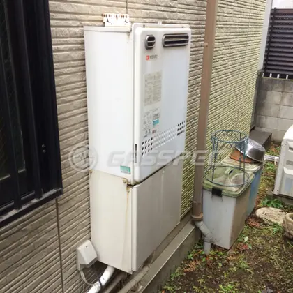 施工前の給湯器（GT-2422SAWX）
