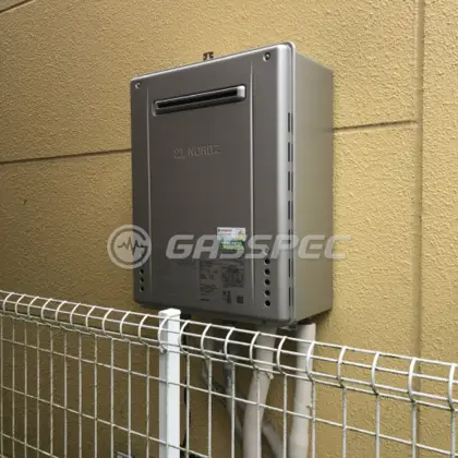 施工後の給湯器（ノーリツ GT-C2462AWX-2 BL）