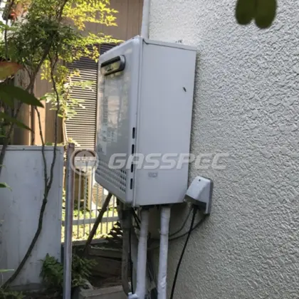 施工前の給湯器（GT-C2042SAWX-MB）