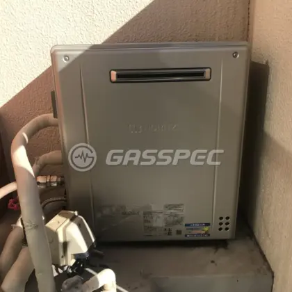 施工後の給湯器（ノーリツ GT-C2062SARX-2 BL）