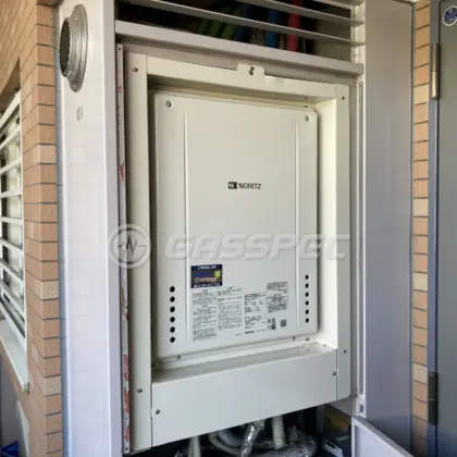 施工後の給湯器（ノーリツ GT-2460SAWX-H-2 BL）