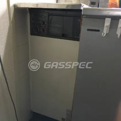 施工前の給湯器（GBF-1600D）