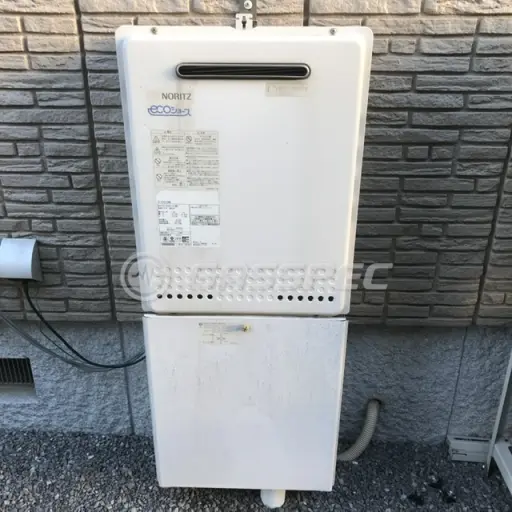交換前の給湯器（ノーリツ GT-C2431SAWX）
