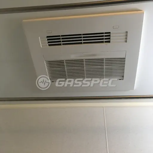 交換前の浴室乾燥機（ナショナル（松下） ABD-4116ACSK-J3）
