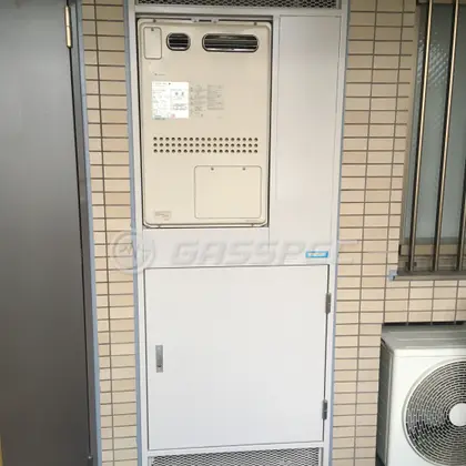 施工前の暖房熱源機（GTH-2413AWXH）