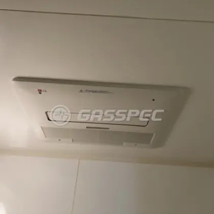 施工後の浴室乾燥機（ノーリツ BDV-4106AUKNC-J3-BL）