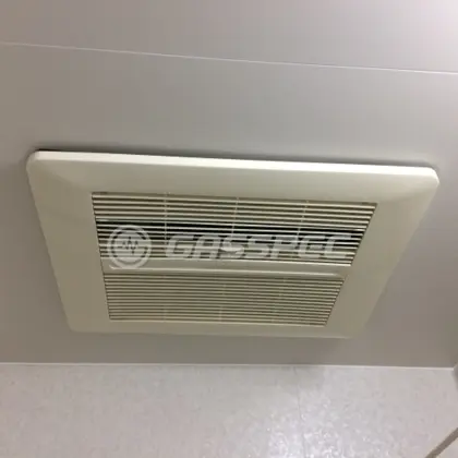施工前の浴室乾燥機（ABD-28KTSF-D20）