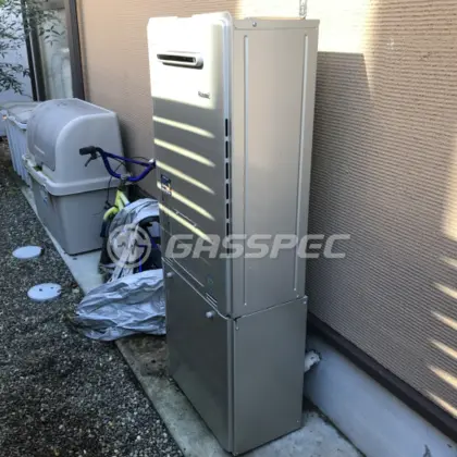 施工後の暖房熱源機（リンナイ RUFH-E2405AW2-3(A)）