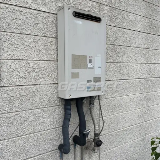 交換前の給湯器