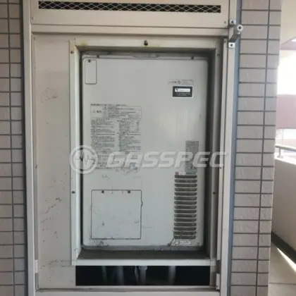施工前の暖房熱源機（AT-4200ARSAW3Q-56-H）