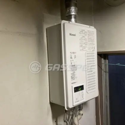 施工後の給湯器（リンナイ RUX-V1615SWFA(A)-E）