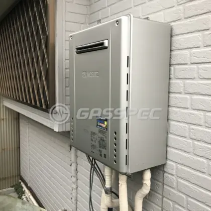 施工後の給湯器（ノーリツ GT-C2462SAWX-2 BL）
