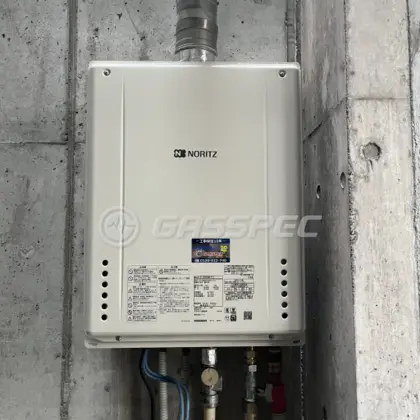 施工後の給湯器（ノーリツ GT-2060SAWX-H-2 BL）