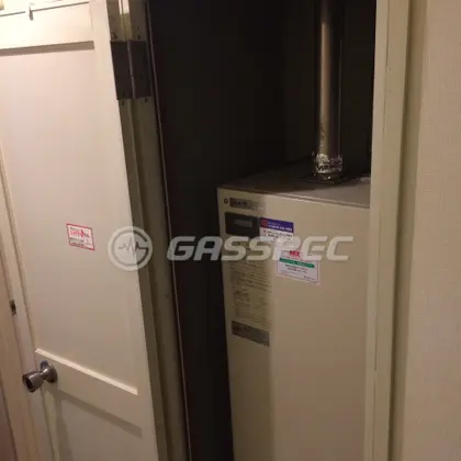 施工前の暖房熱源機（AD-200FFA）
