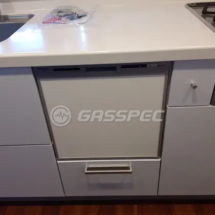 施工後のビルトイン食洗機（パナソニック NP-45RS9S）