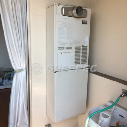 施工前の暖房熱源機（AT-4299ARSAW3Q-C）