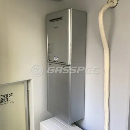 施工後の給湯器（リンナイ RUF-E2406SAW）