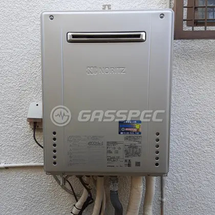 施工後の給湯器（ノーリツ GT-C2462AWX-2 BL）