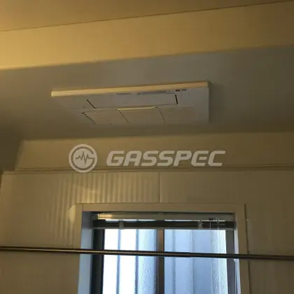 施工後の浴室乾燥機（リンナイ RBH-C3301K1P）