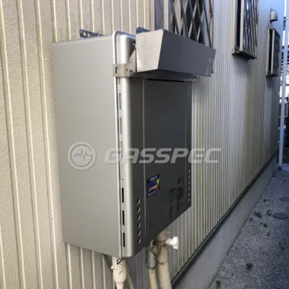施工後の給湯器（ノーリツ GT-C2462SAWX-2 BL）