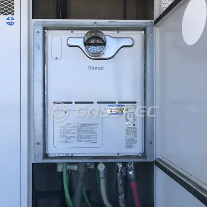 施工後の暖房熱源機（リンナイ RVD-A2400SAT2-3(B)）