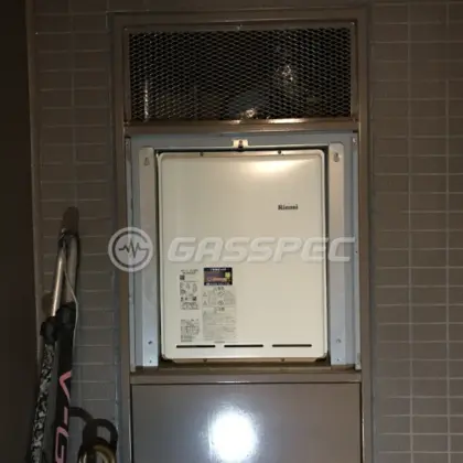 施工後の給湯器（リンナイ RUF-A2405SAU(B)）