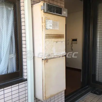 施工前の暖房熱源機（GTH-2413AWXH）
