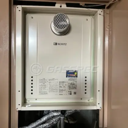 施工後の給湯器（ノーリツ GT-2460SAWX-T-2 BL）