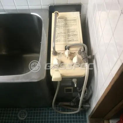 施工前の給湯器（KG-806BFK-FSH1）