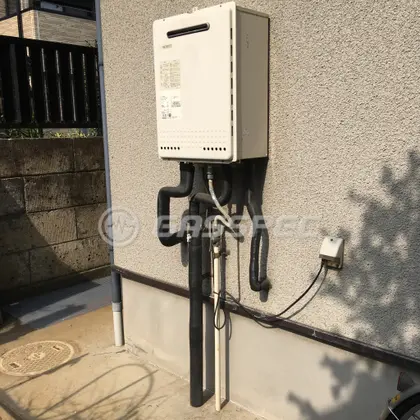 施工前の給湯器（GT-2028SAWX）