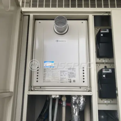 施工後の給湯器（ノーリツ GT-2460SAWX-T-2 BL）