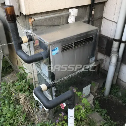 施工前の給湯器（KIBF-386SAG）